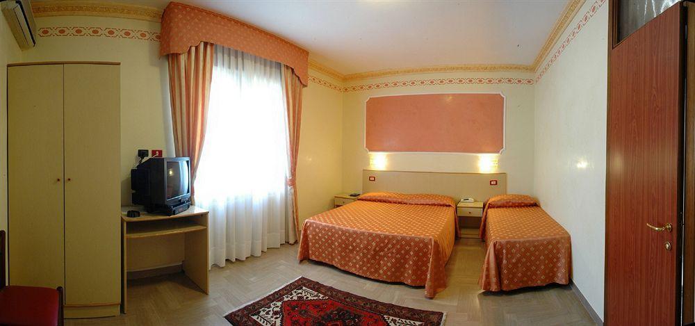 Zabotto 3*